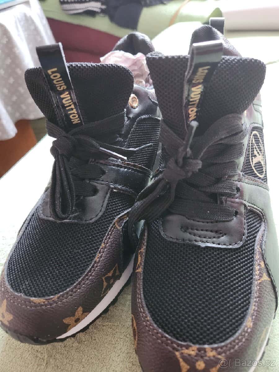 Louis Vuitton tenisky 18