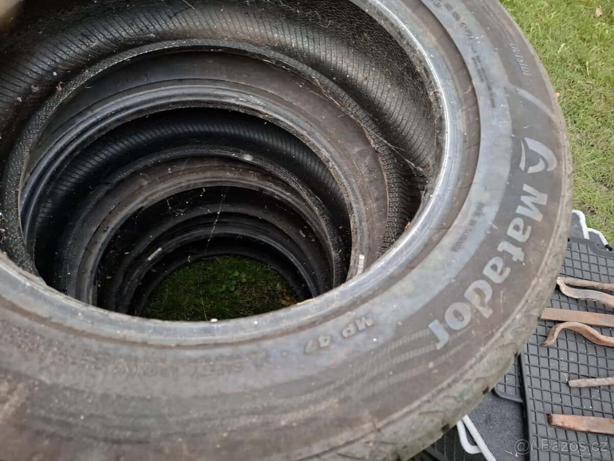 Pneu dodávka 4