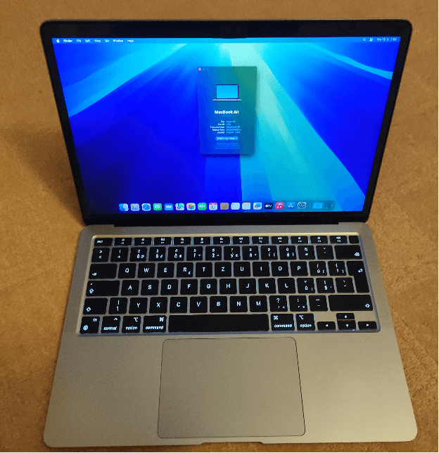 Macbook M1 4