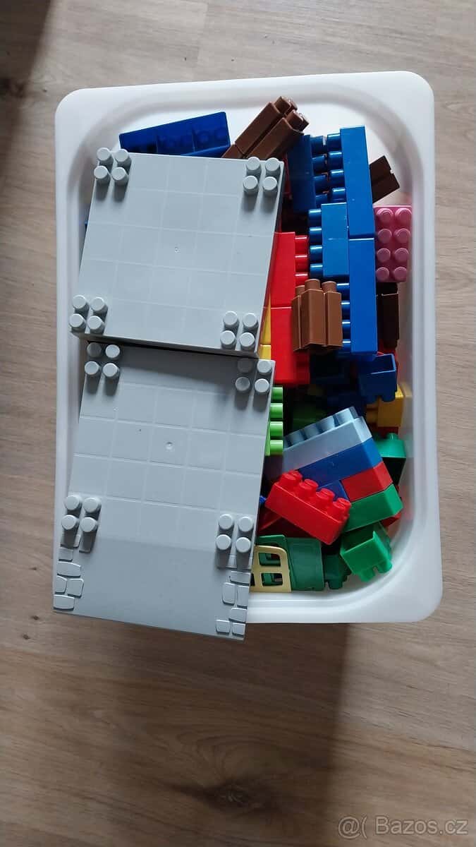 Plastová stavebnice 6