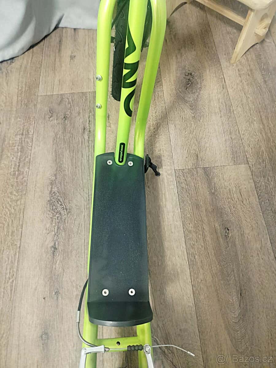 Dětská koloběžka 8