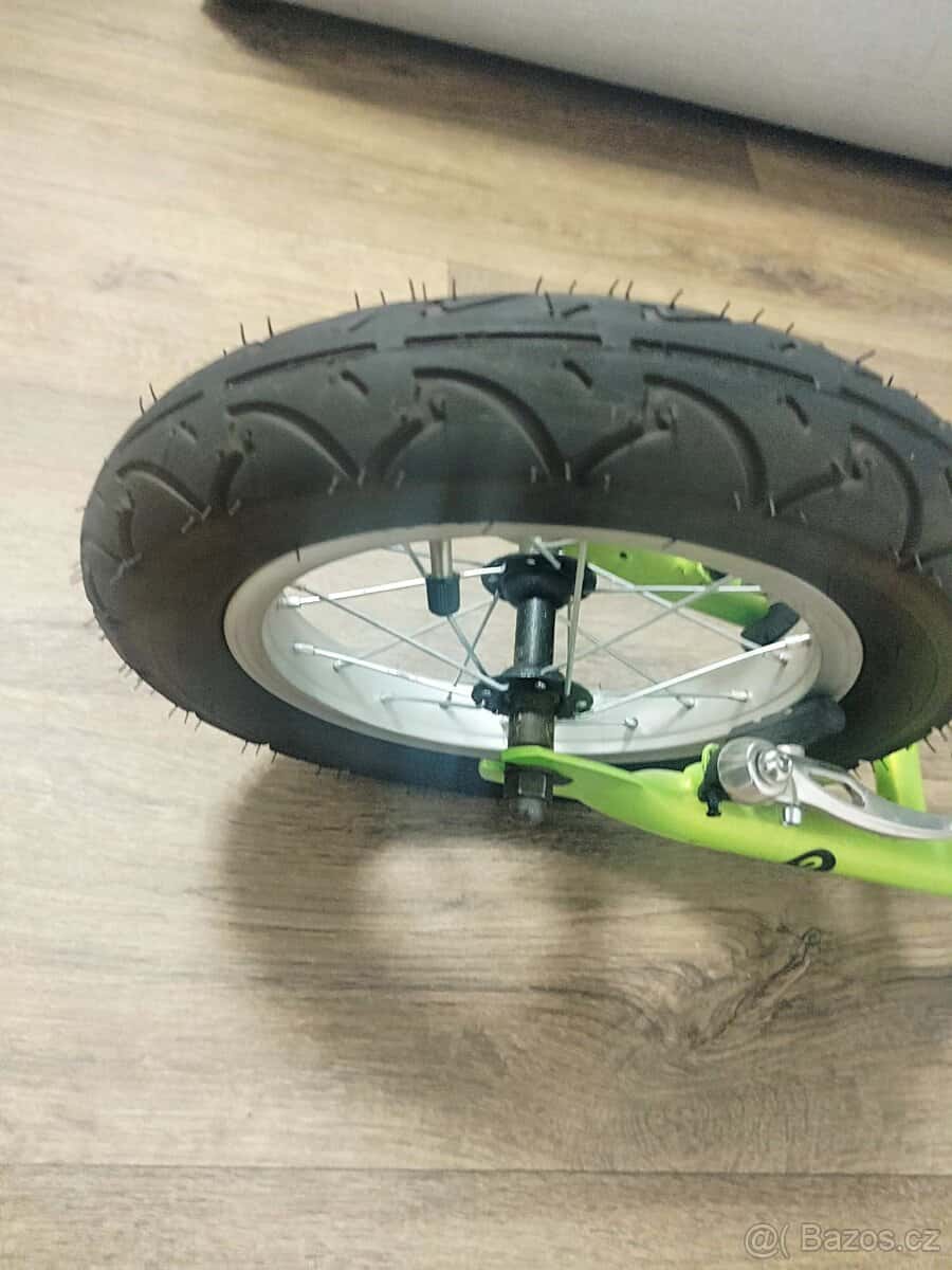 Dětská koloběžka 9
