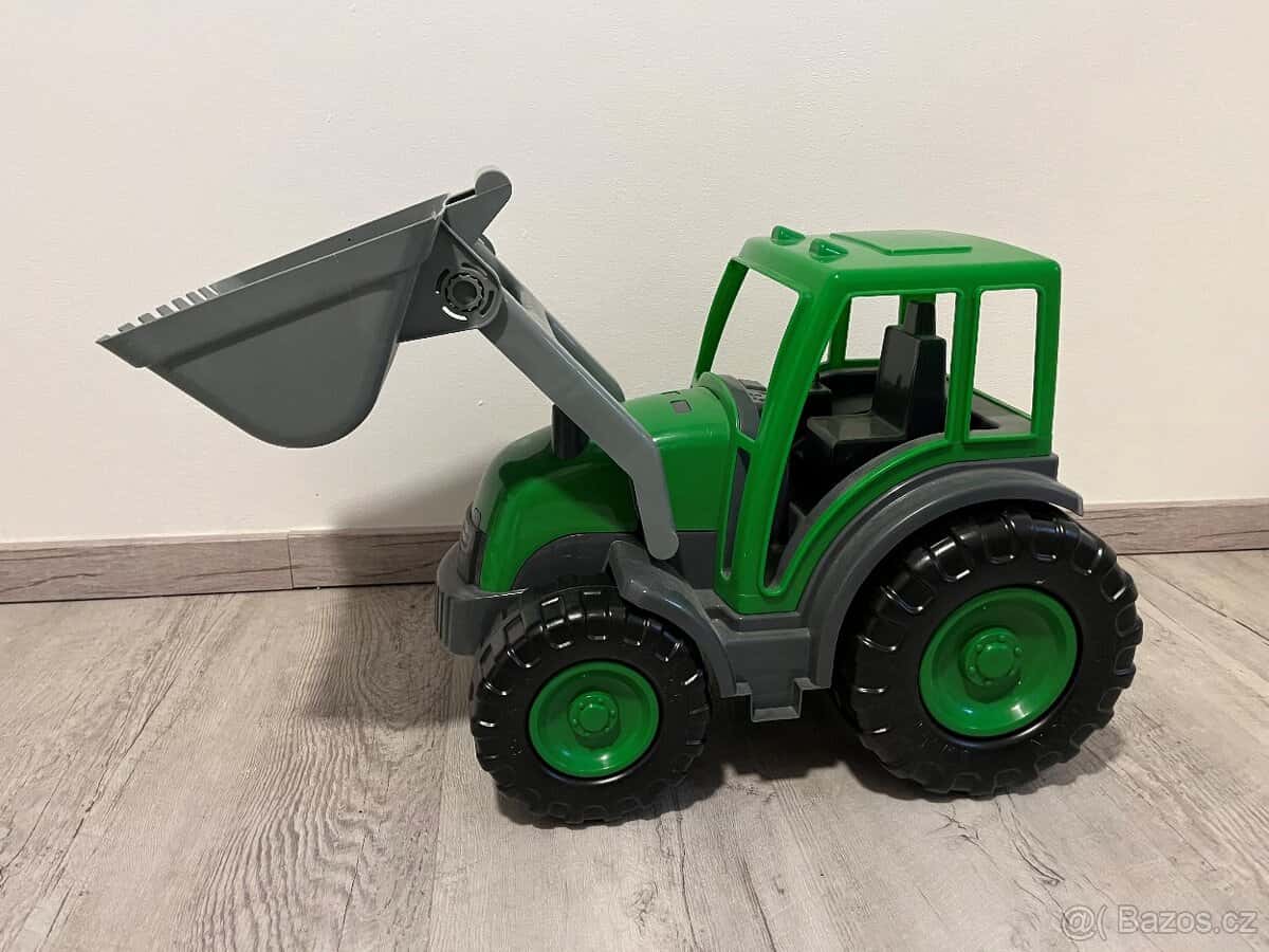Traktor s návěsem 2