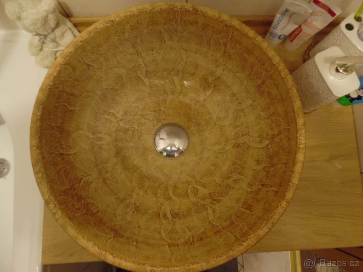 Keramické umyvadlo 2