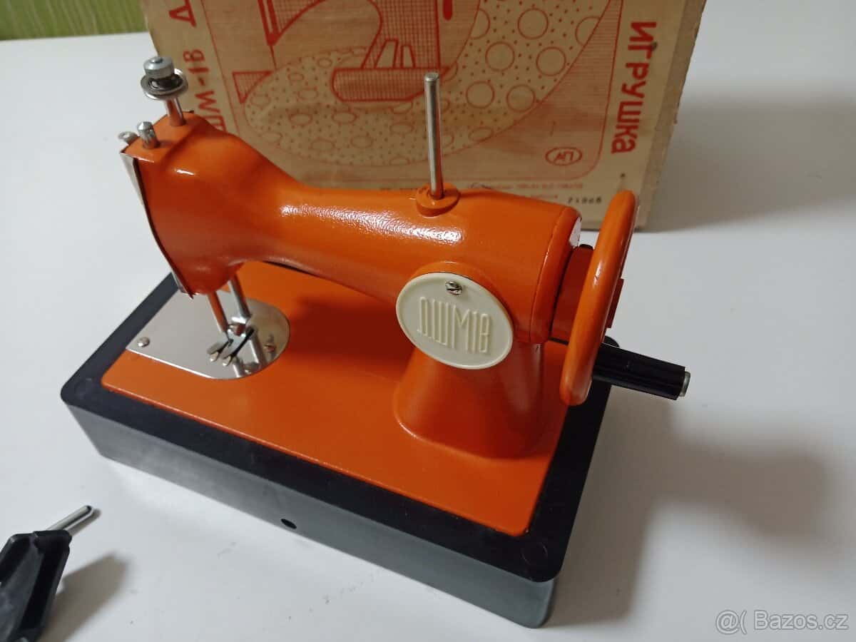 Dětský šicí stroj 3
