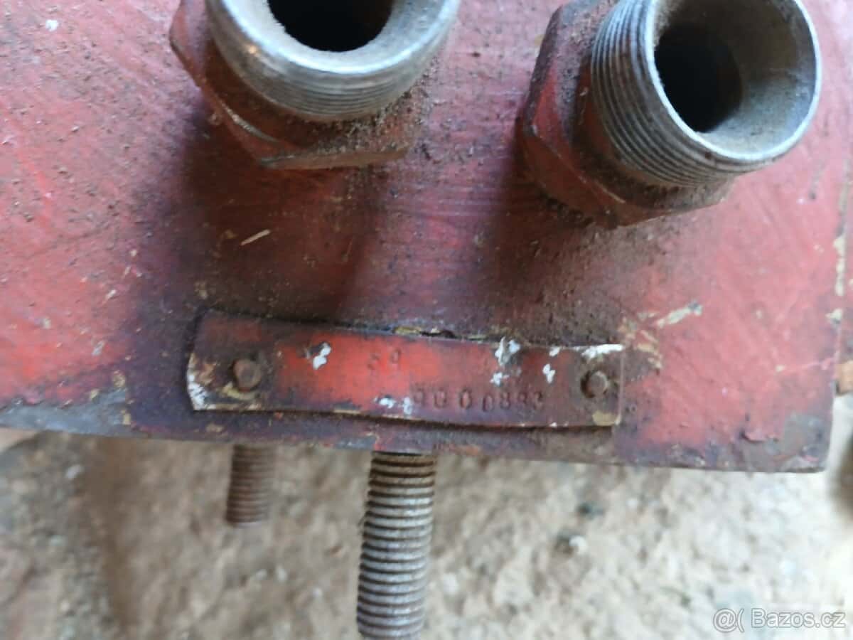 Rozvaděč hydraulický 4