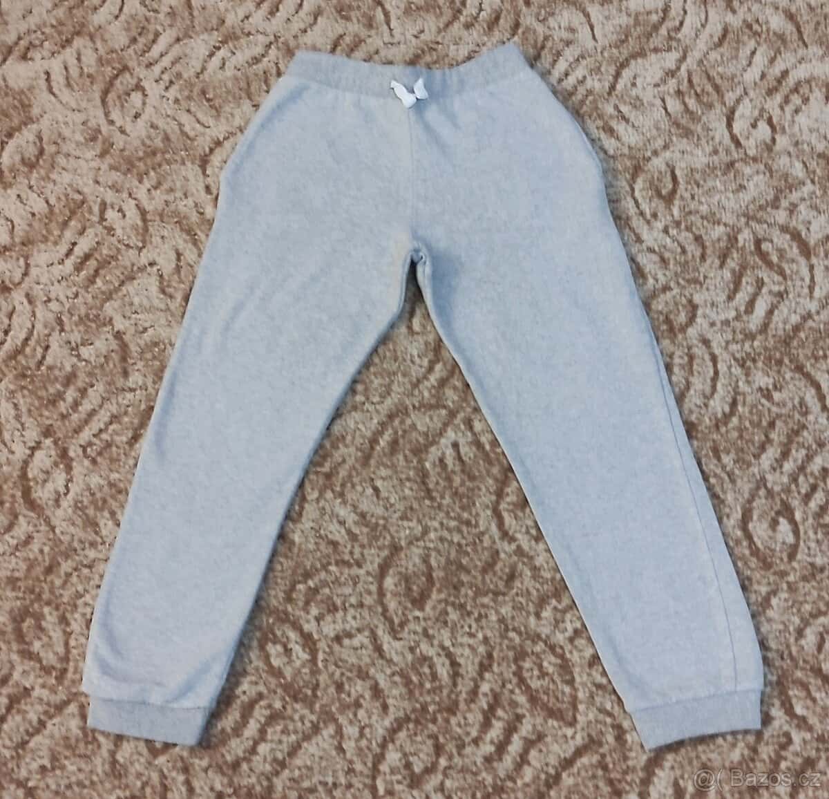 Dívčí tepláky 7
