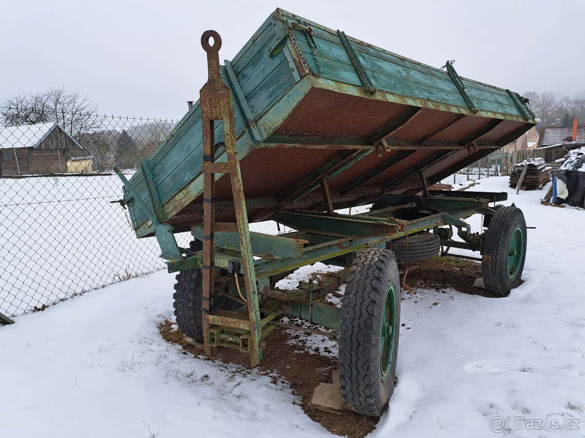 Valník za traktor 2