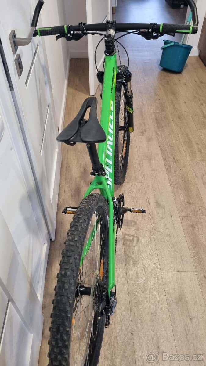 Specialized Rockhopper 29" 6