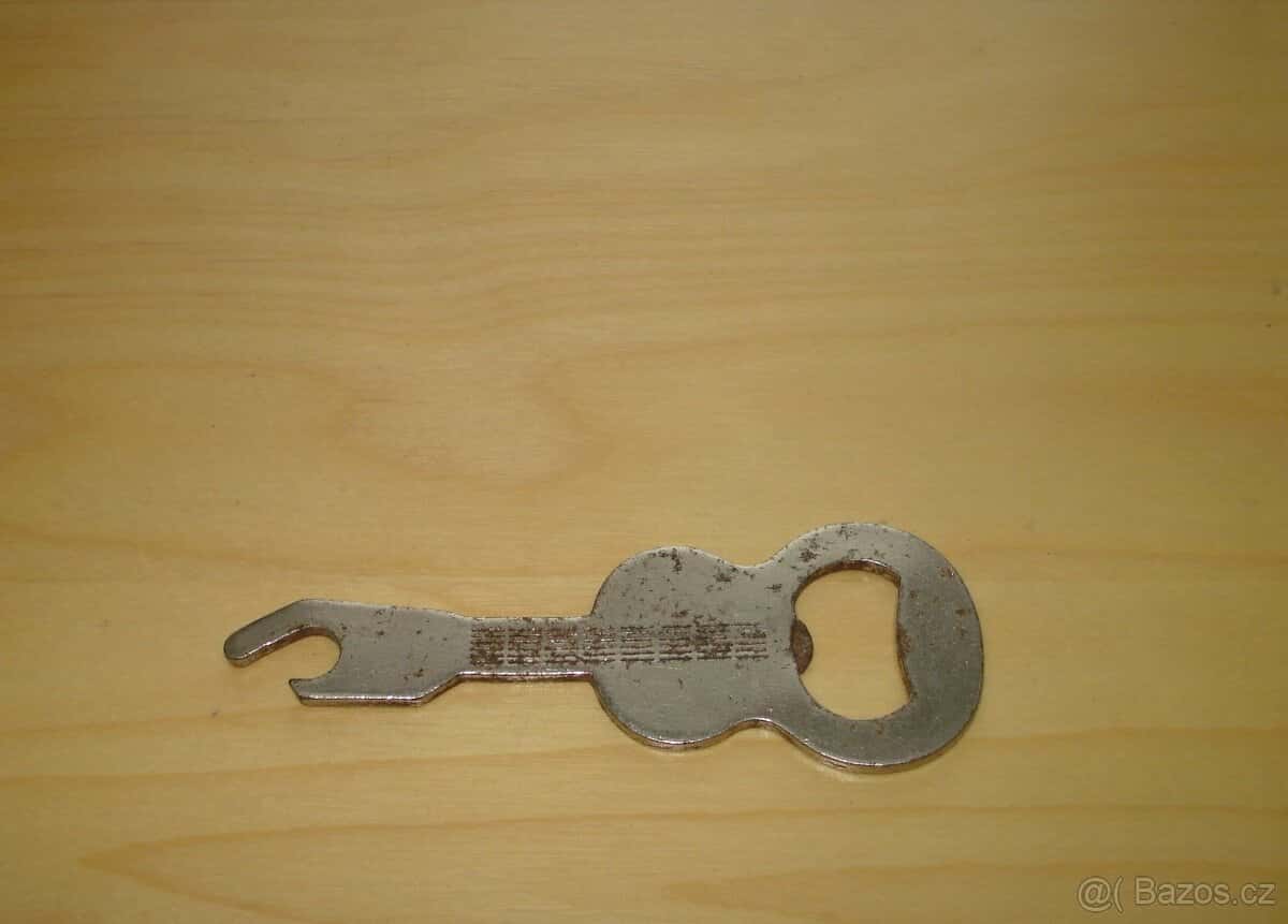 Vývrtky a otvíráky 3