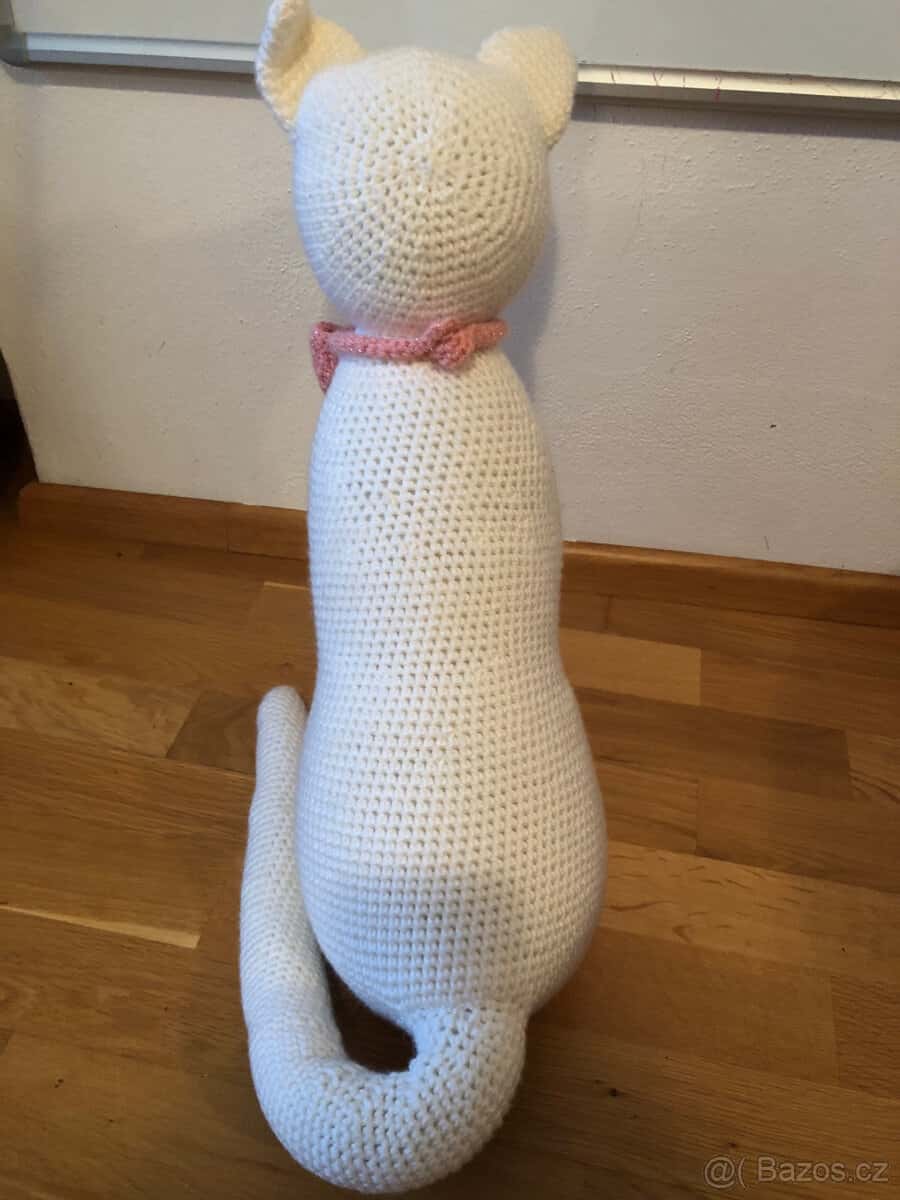 Háčkovaná maxi kočka 4