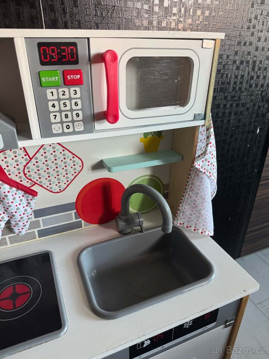 Dětská kuchyňka 2