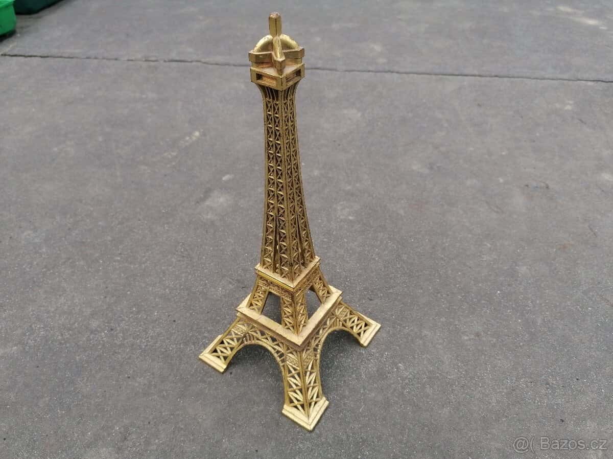 Predám Eiffelova veža 5