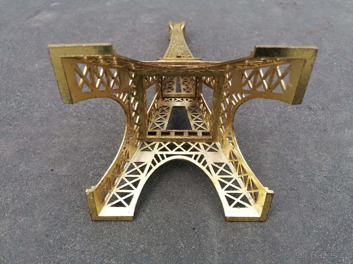 Predám Eiffelova veža 6