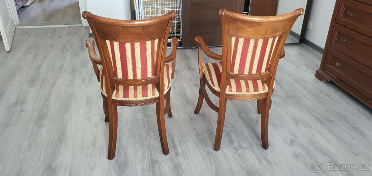 dvě židle 3