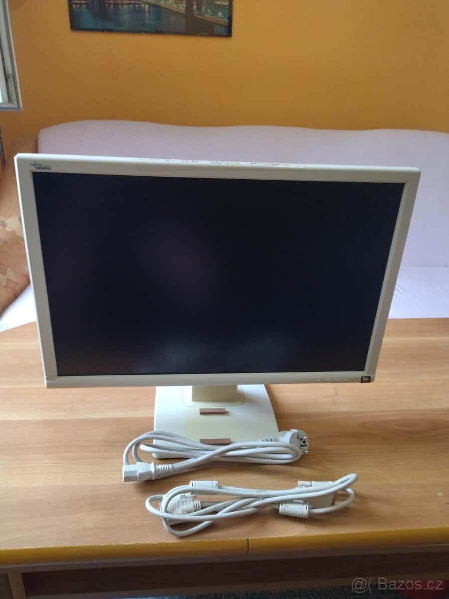 Monitor Fujitsu 22". 9