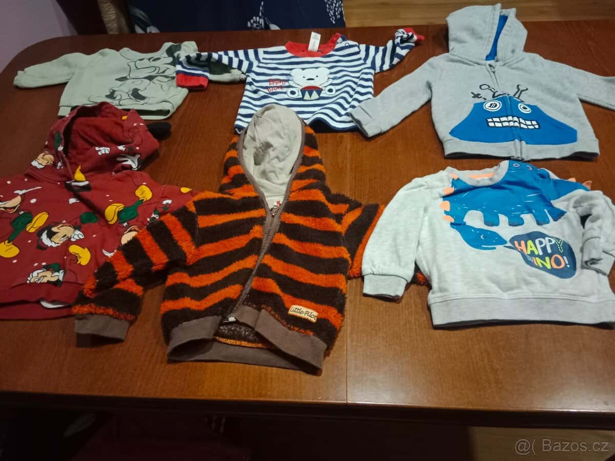 Dětské oblečení 10