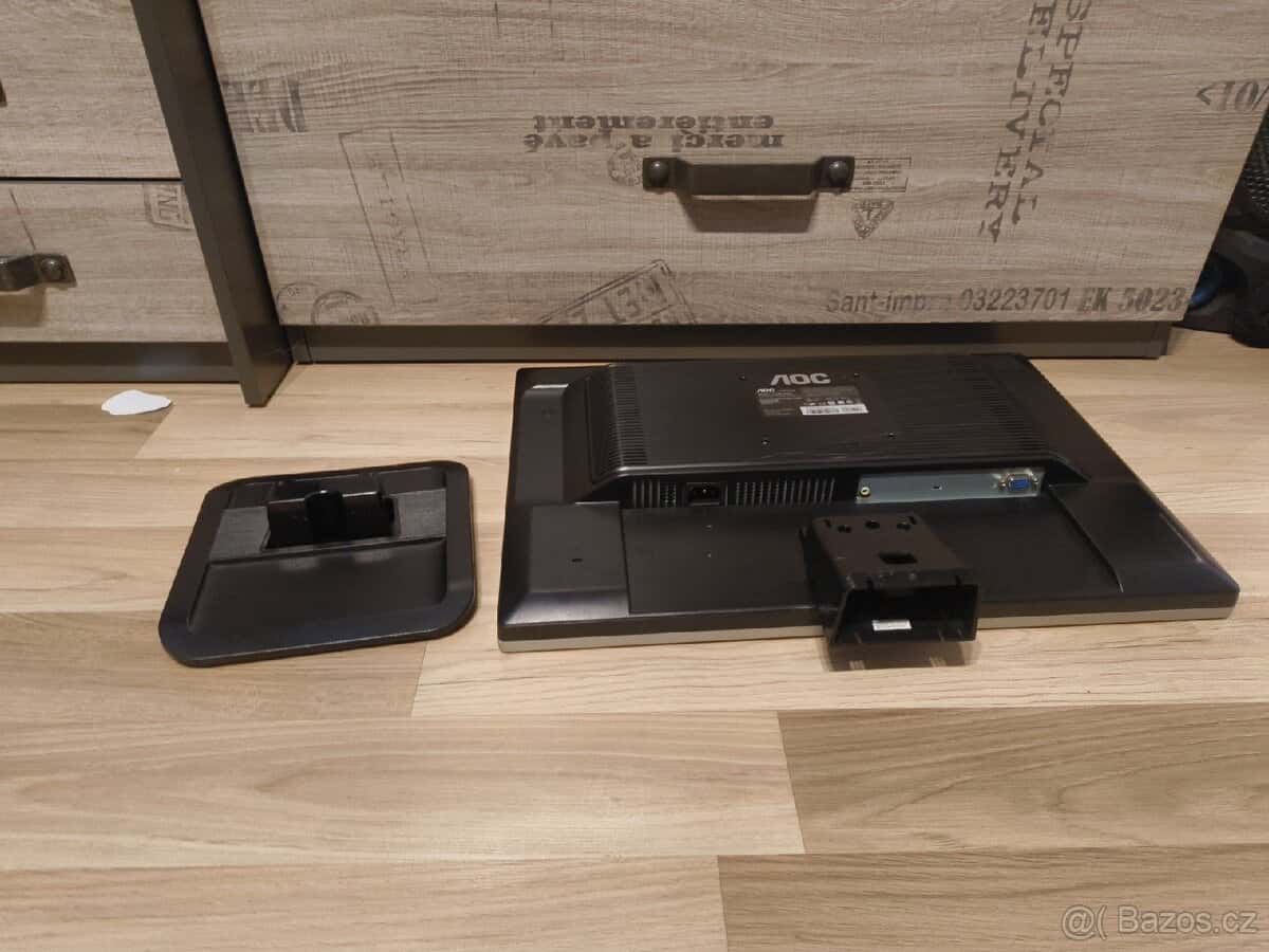 Monitor AOC 2216Sa 3