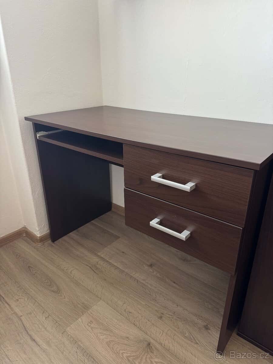 Psací stůl. 1