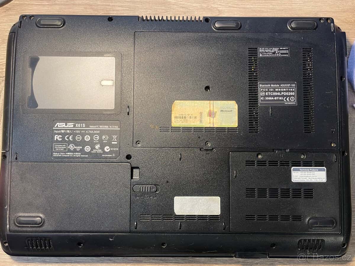 Asus notebook na ND 4