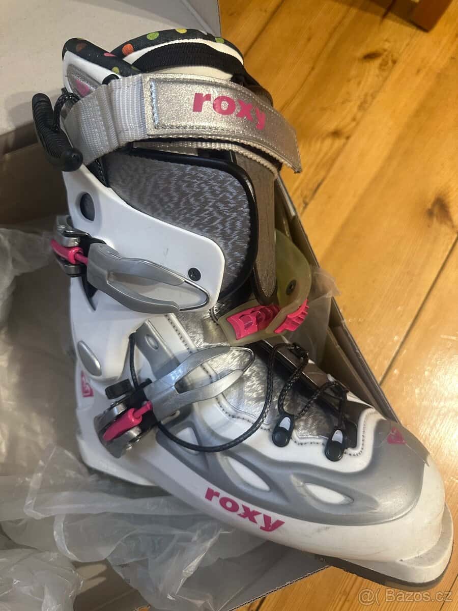 LYŽAKY Roxy vel. 25,5 2