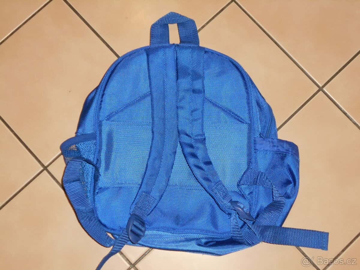 Batůžek dětský modrý. 5