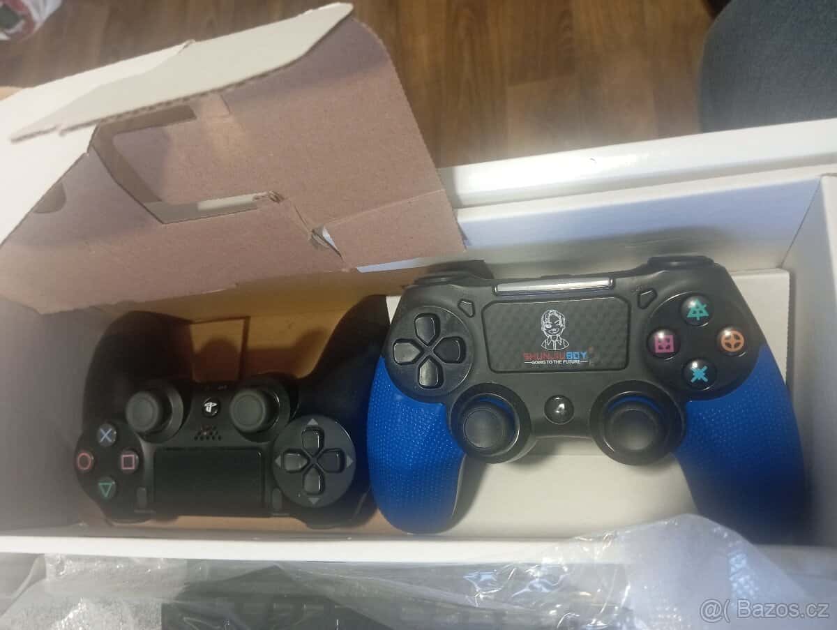PS4 500GB černá 3