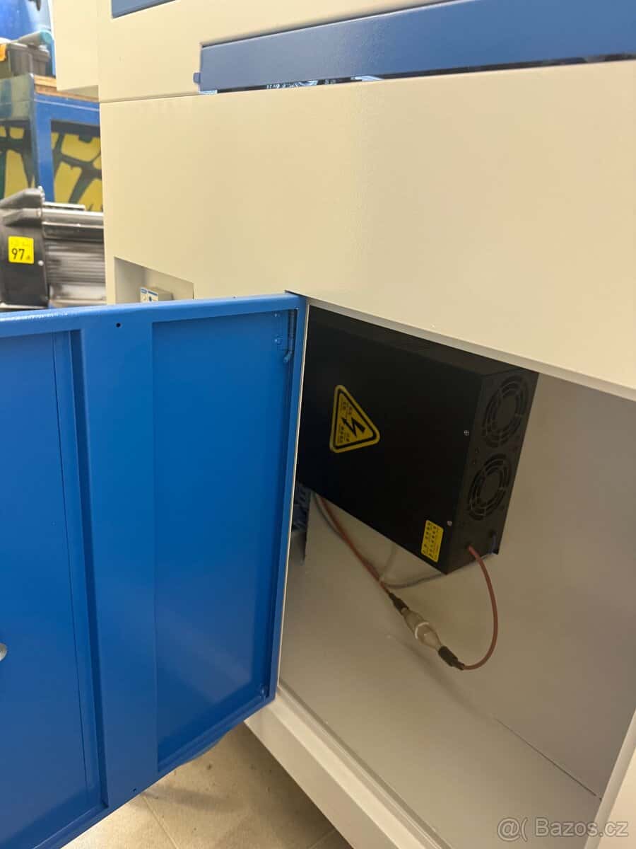 Gravírovací laser 7