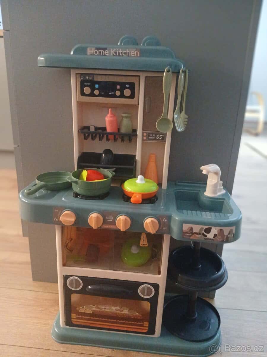 Dětská kuchyňka 1