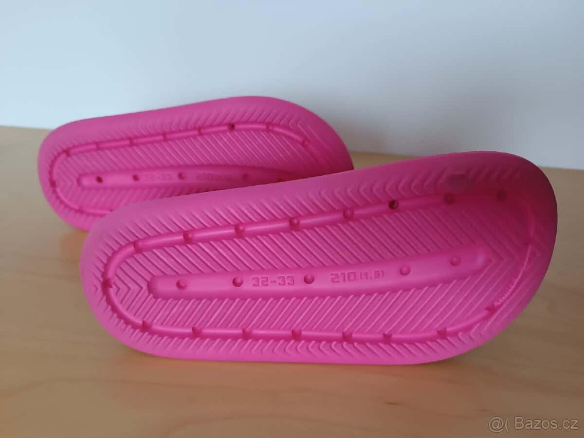 Dívčí pantofle 3