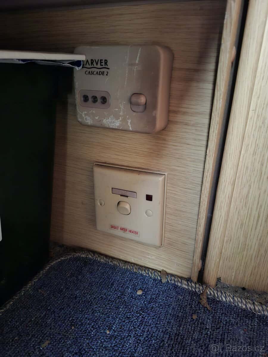 Karavan compass angličan 10