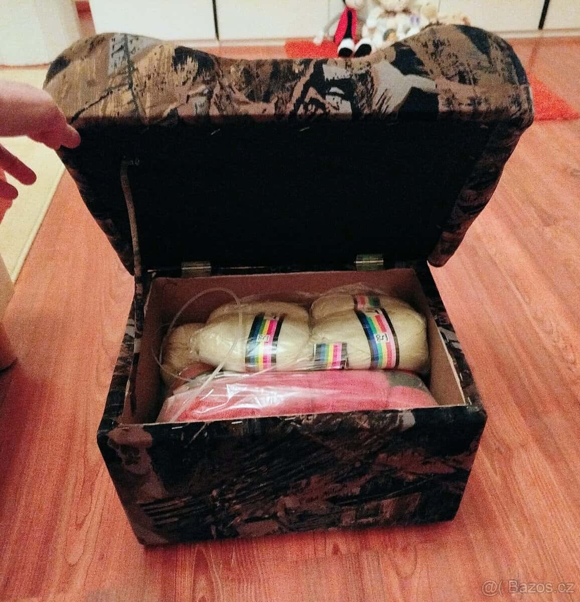 Křeslo s taburetem 3