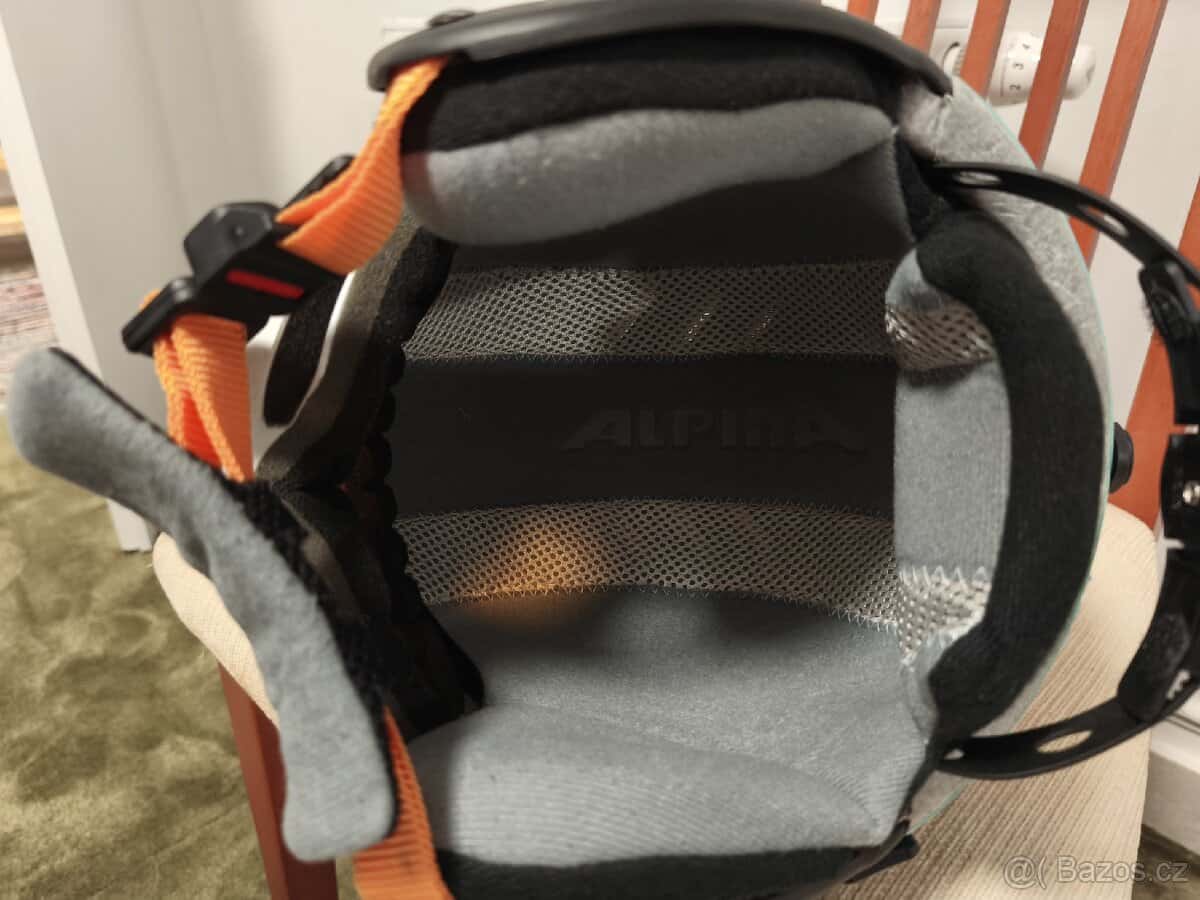 Dětská přilba + brýle 3