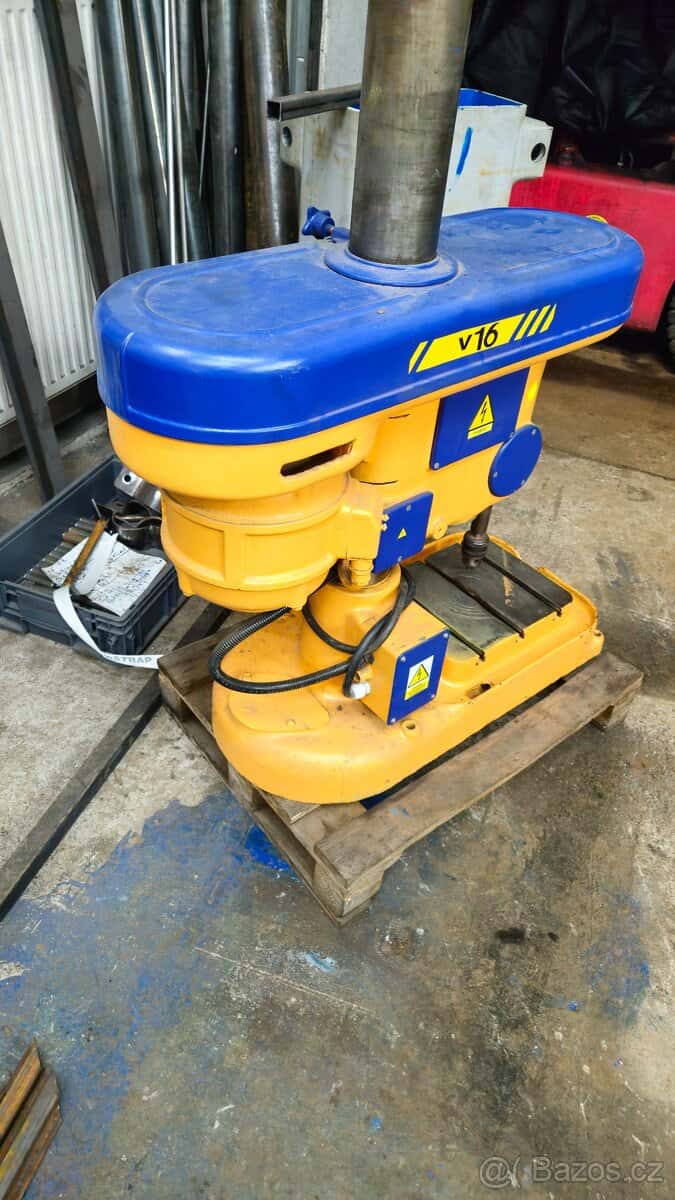Stojanová vrtačka V16 6