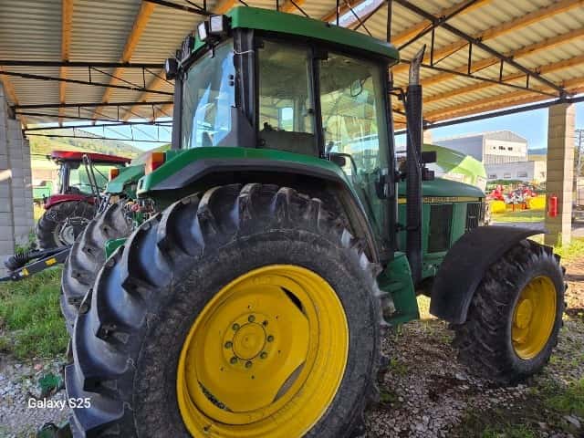 Traktor JD 6910 3