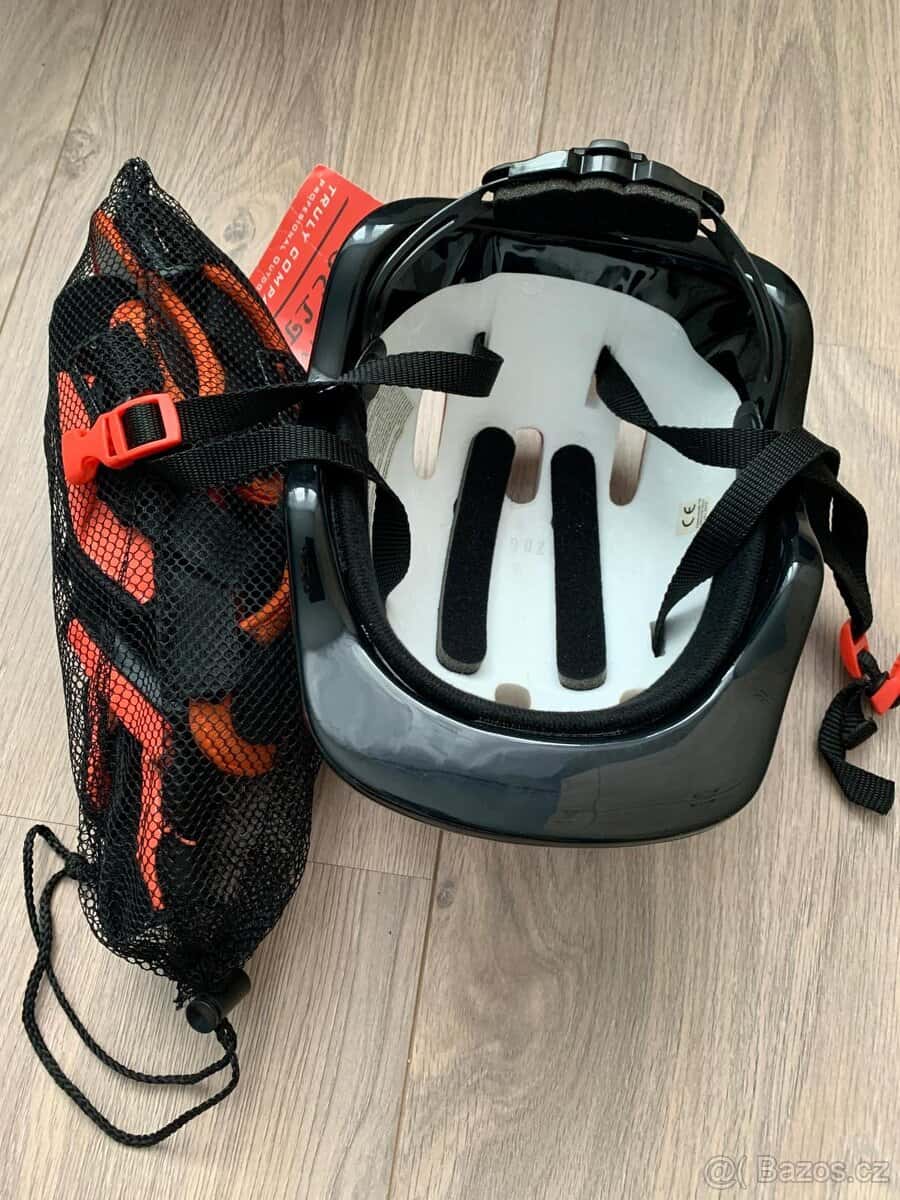 Helma plus chrániče 3