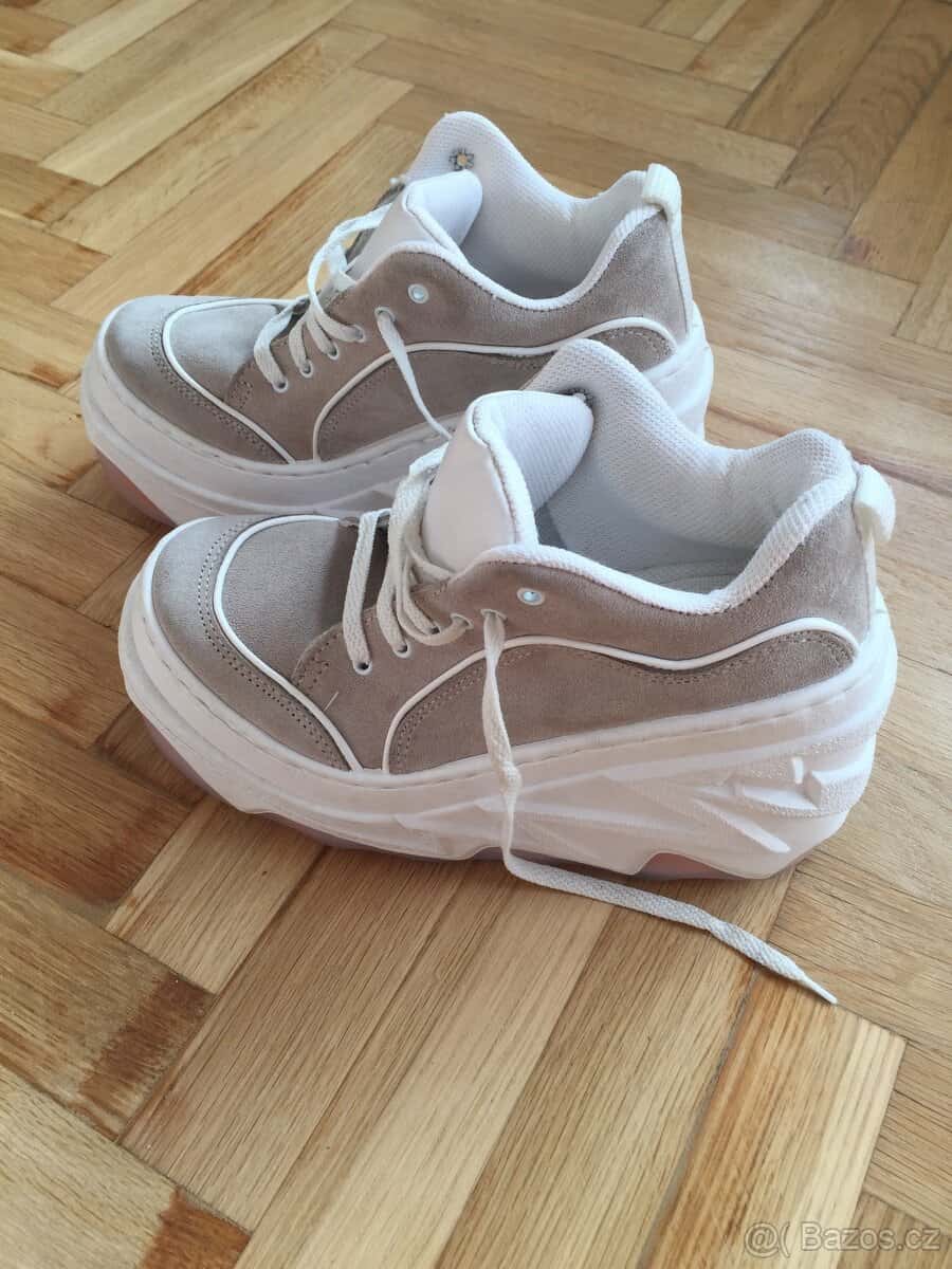 Boty na platformě 1