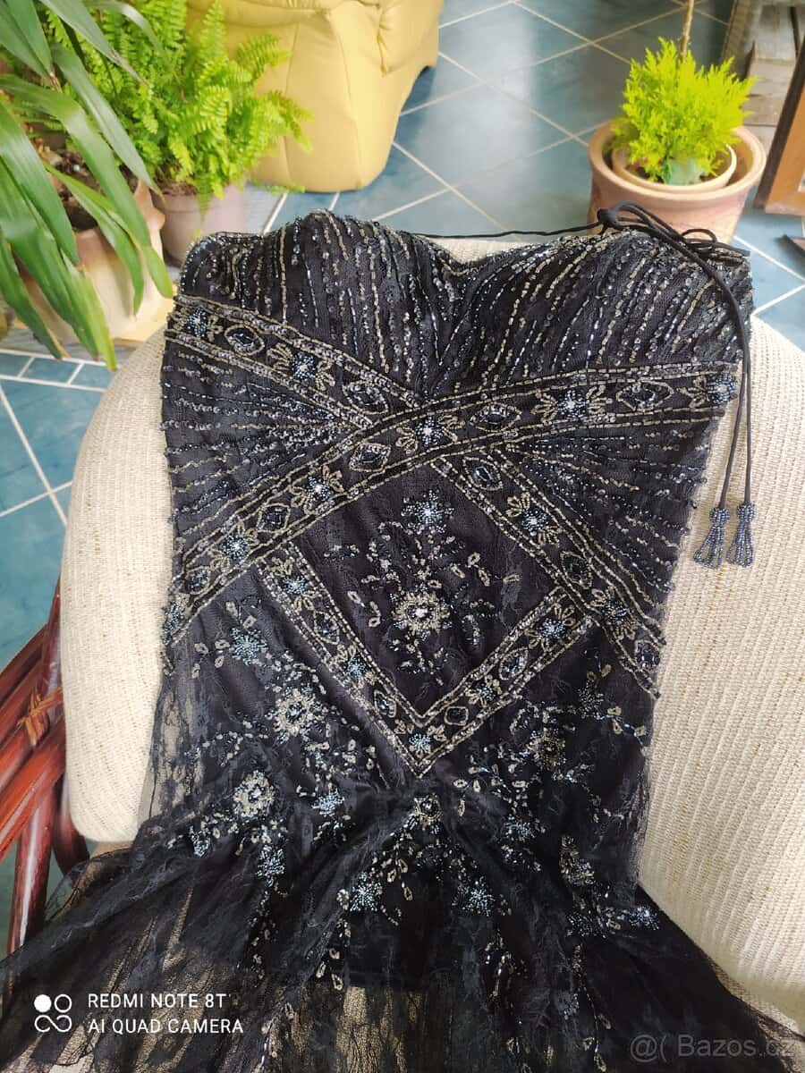 Společenské šaty 7