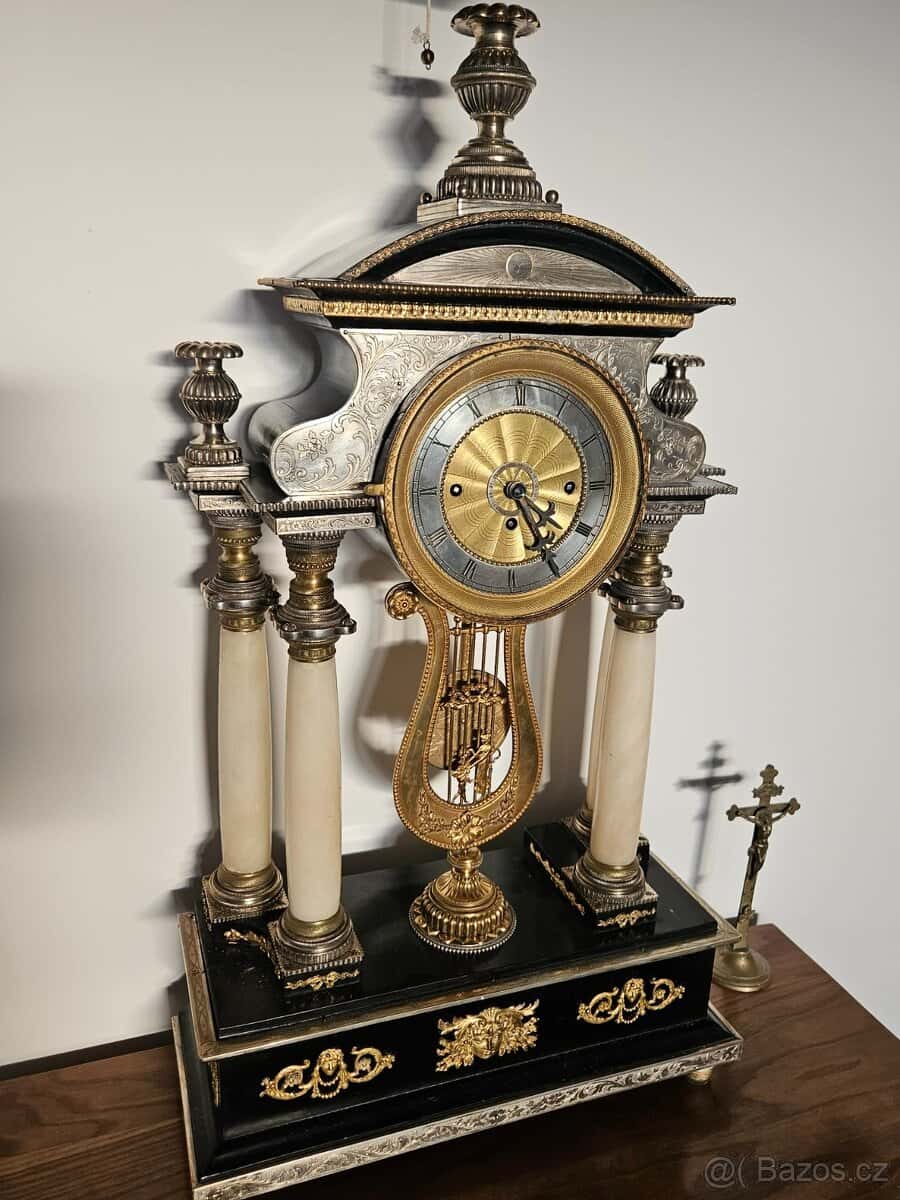 Starožitné hodiny 2