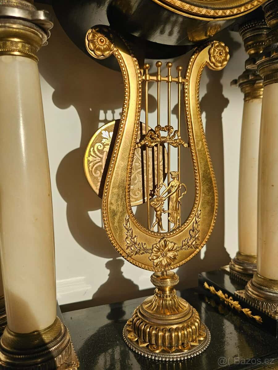 Starožitné hodiny 7