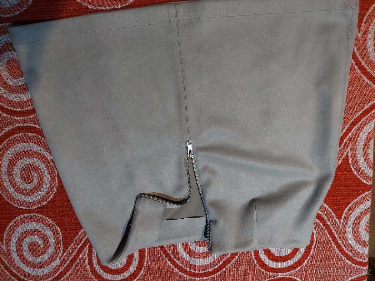 Jarní basic šedá sukně. 2