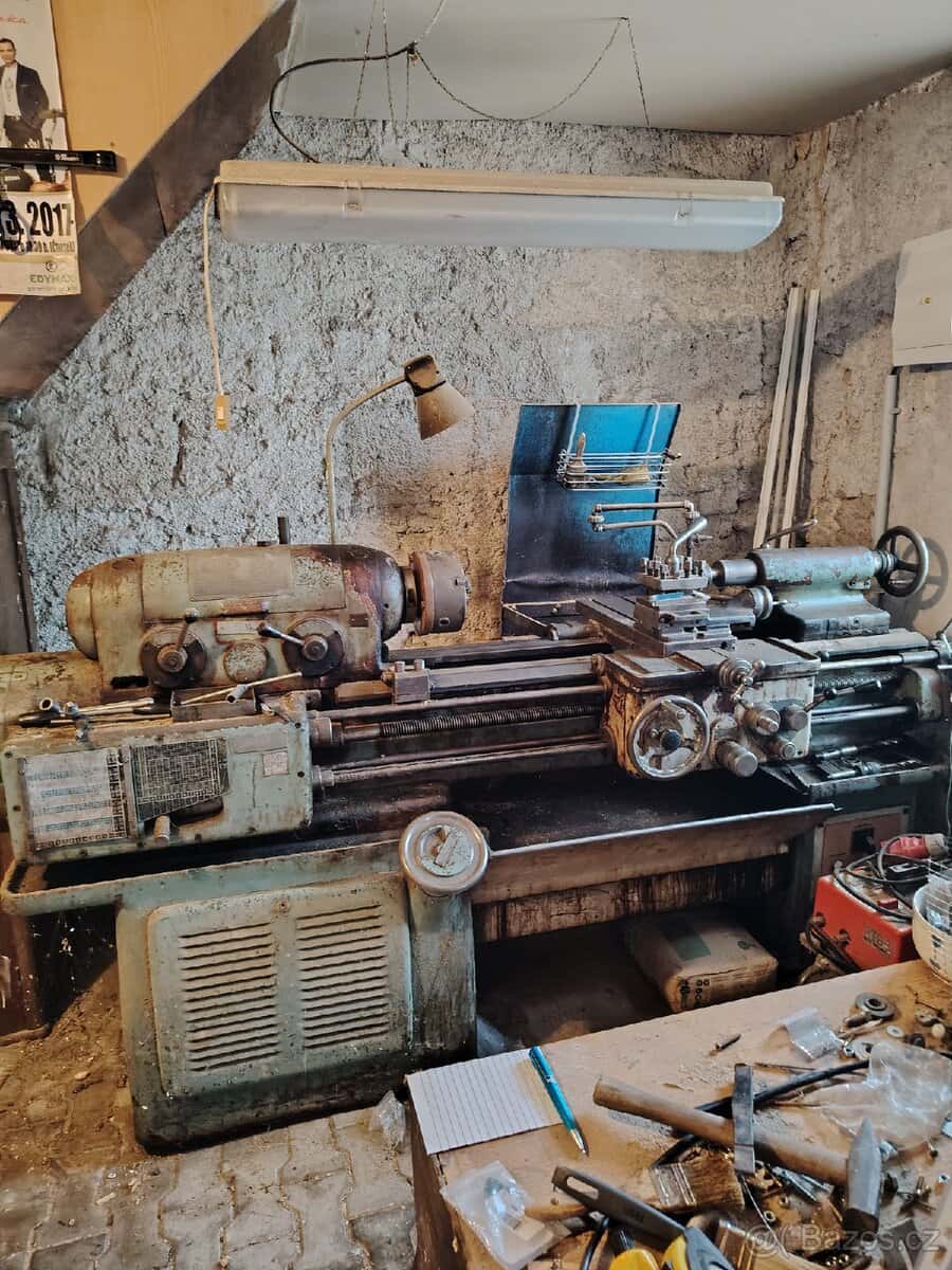 Prodám soustruh 1