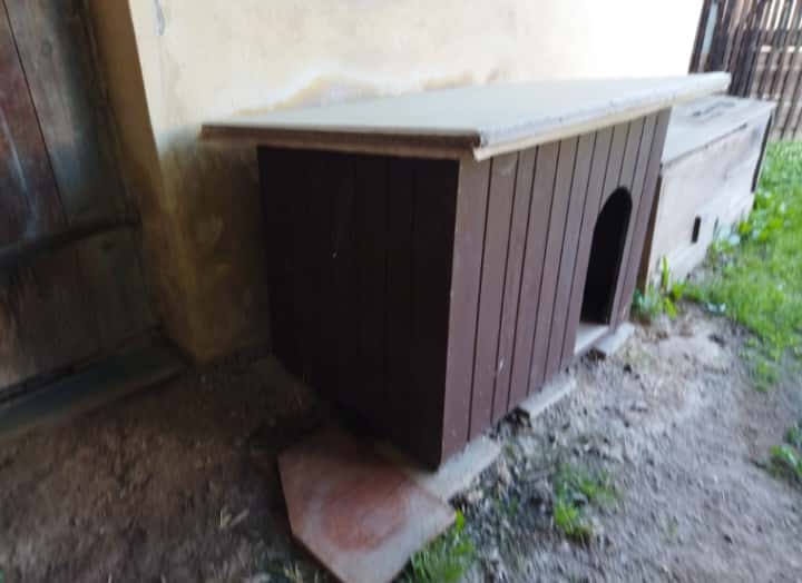 Prodám boudu pro psa. 3