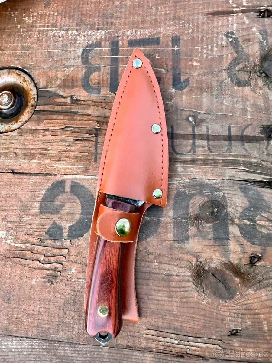 Nůž do lesaa 5