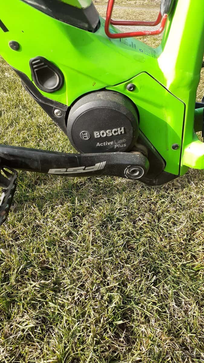 Dámské elektrokolo Cube. 3