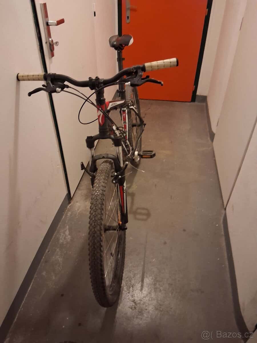 Specialized Hardrock 26" 2