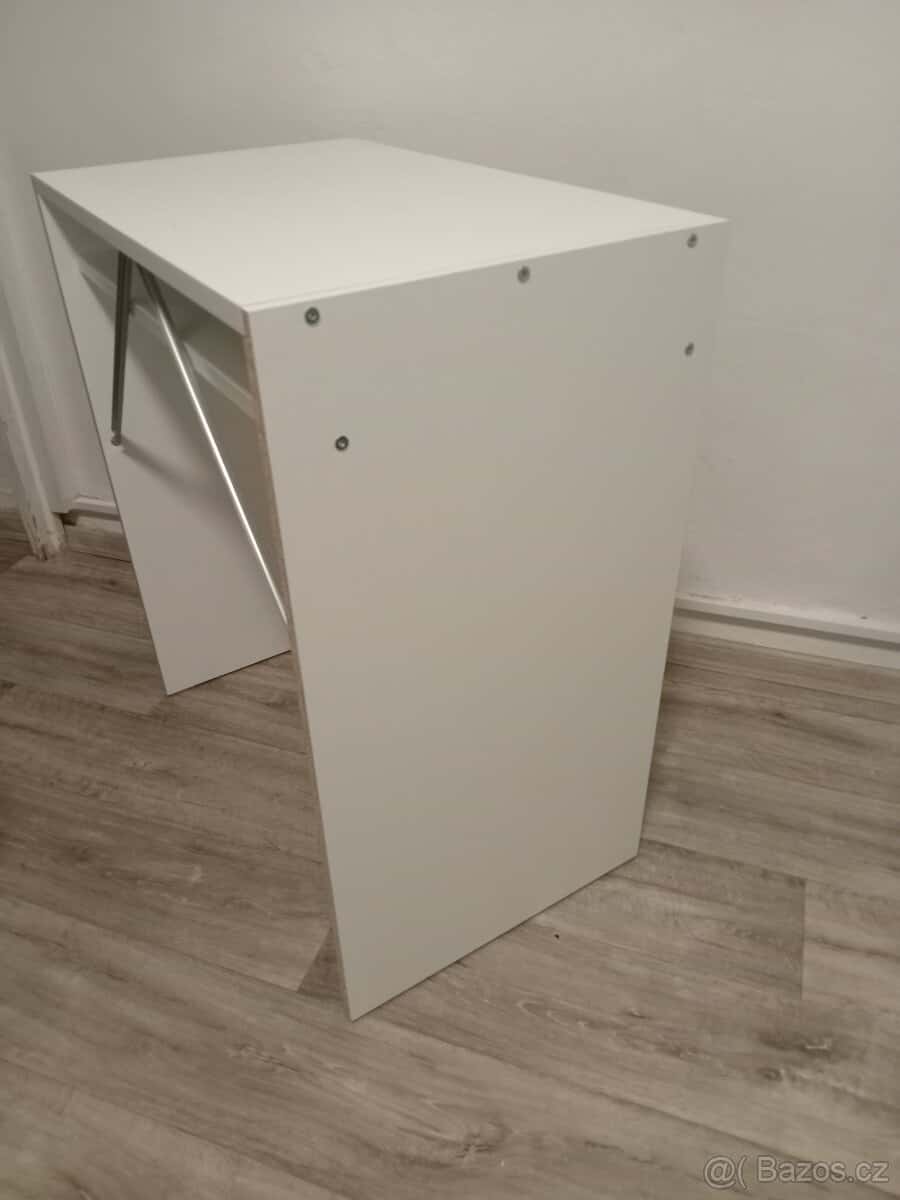 Psací stůl Torald Ikea 3