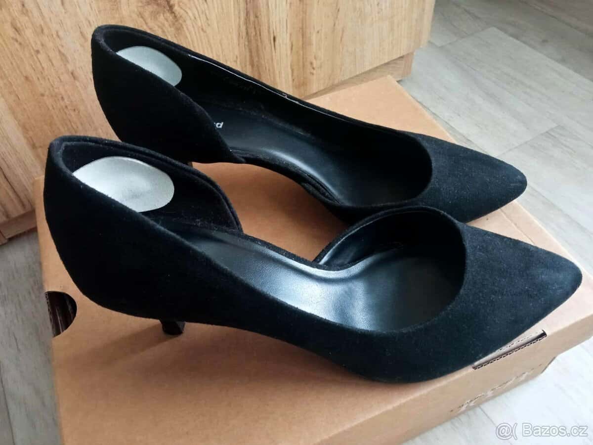 Černé lodičky 4