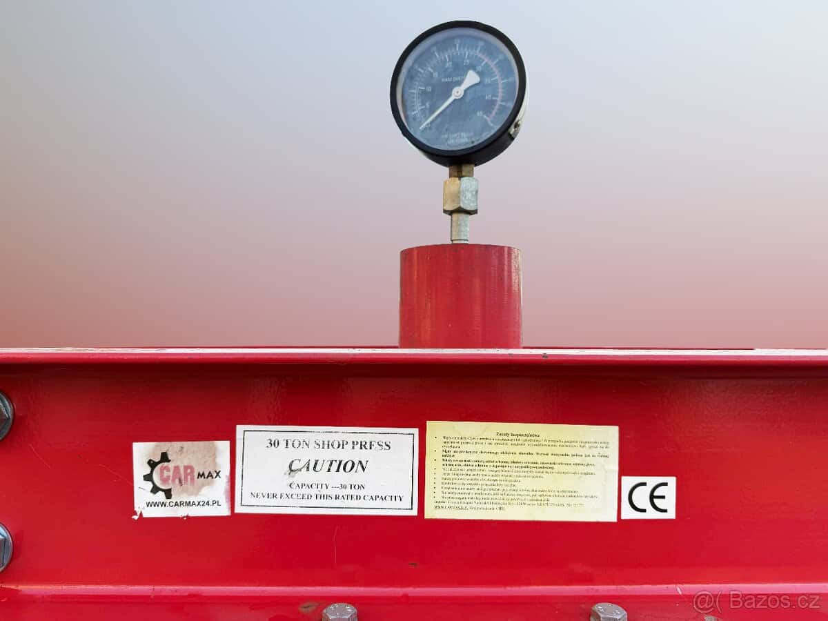 Hydraulický lis 30T 2