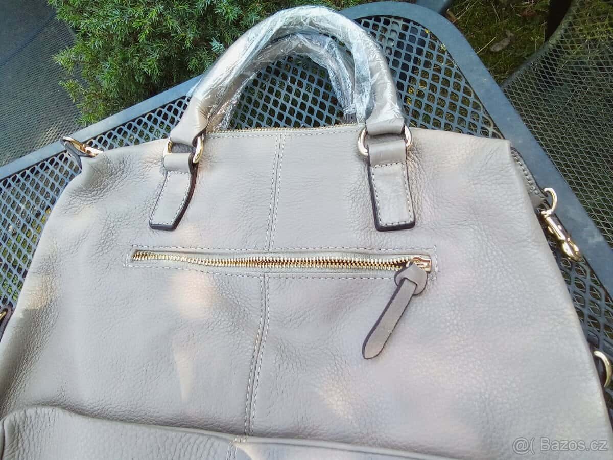 ŠEDÁ KOŽENÁ KABELKA 3